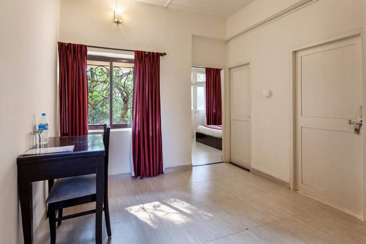 Hotel Collection O 400 Baga Circle 3*